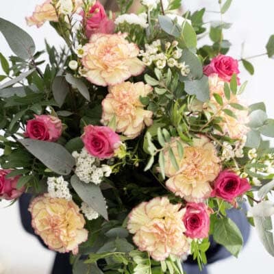 Bouquets de fleurs et compositions